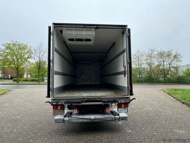 Chladírenský vůz MERCEDES-BENZ Antos 1832 Tiefkühlkoffer mit Ladebordwand