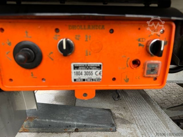 Chladírenský vůz MERCEDES-BENZ Antos 1832 Tiefkühlkoffer mit Ladebordwand