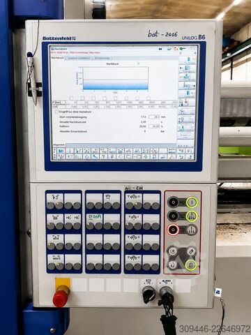 μηχανή χύτευσης με έγχυση Wittmann Battenfeld HM 300/2250