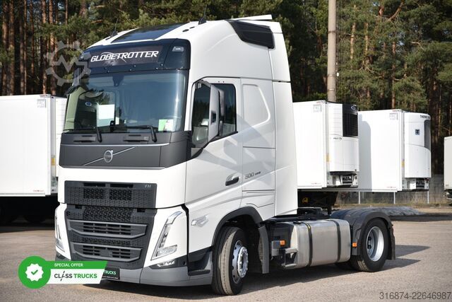 Standard tractor unit VOLVO FH 500 Globetrotter XL Varios