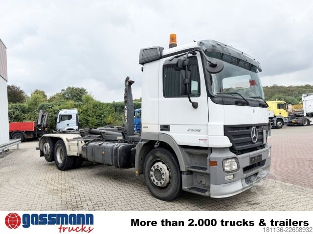 Camião porta-contentores de gancho Mercedes-Benz Actros 2536 L 6x2 , Lenk-/Liftachse