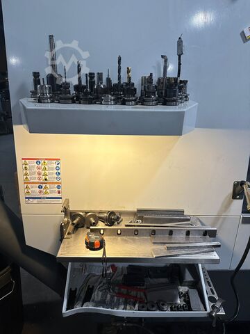 Обработващ център HAAS VF-7/40