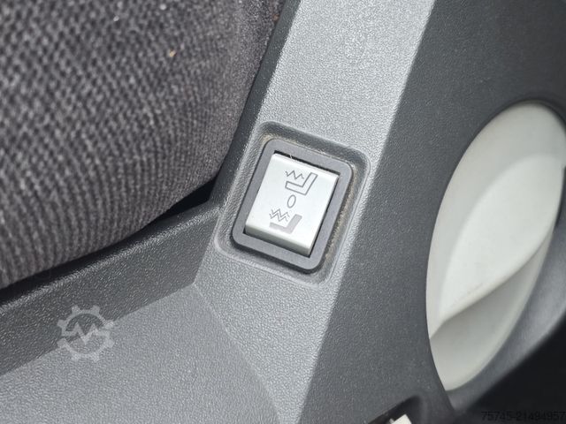 Standardowy ciągnik siodłowy MERCEDES-BENZ ACTROS 1854 V8 * RETARDER * TOP * 1A