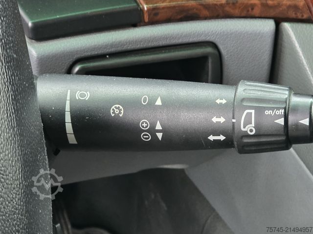 Standardowy ciągnik siodłowy MERCEDES-BENZ ACTROS 1854 V8 * RETARDER * TOP * 1A