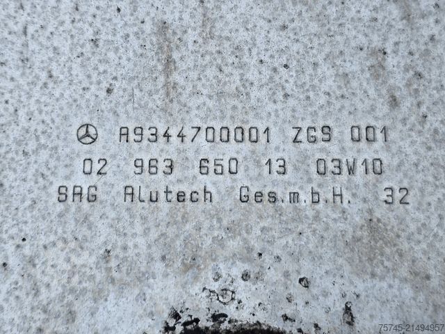 Standardowy ciągnik siodłowy MERCEDES-BENZ ACTROS 1854 V8 * RETARDER * TOP * 1A