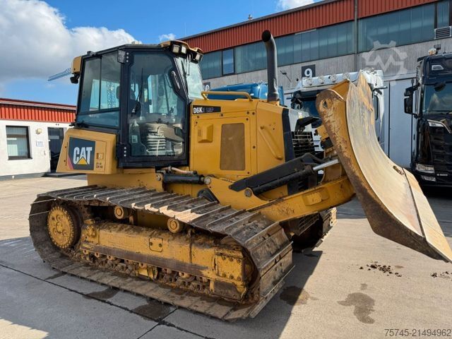 Walec drogowy CATERPILLAR D6K LGP * 6 WEGESCHILD * KLIMA * SCHECKHEFT CAT