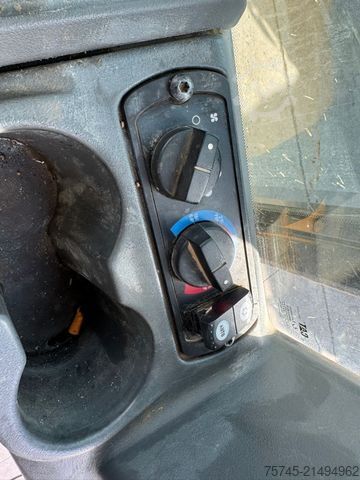 Walec drogowy CATERPILLAR D6K LGP * 6 WEGESCHILD * KLIMA * SCHECKHEFT CAT