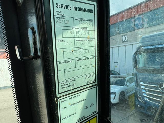 Walec drogowy CATERPILLAR D6K LGP * 6 WEGESCHILD * KLIMA * SCHECKHEFT CAT