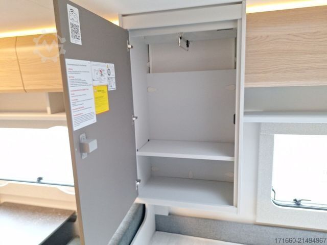 Karavan BÜRSTNER B66 480 TK Dusch-Paket, 1600kg, Radträger