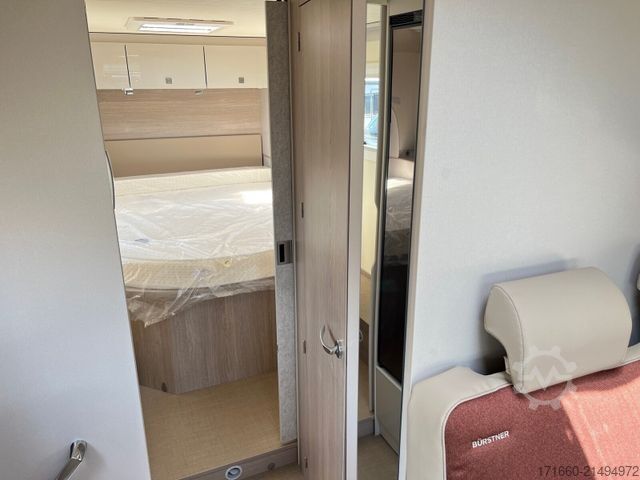 Poluintegrirani kamper BÜRSTNER Lineo T 700