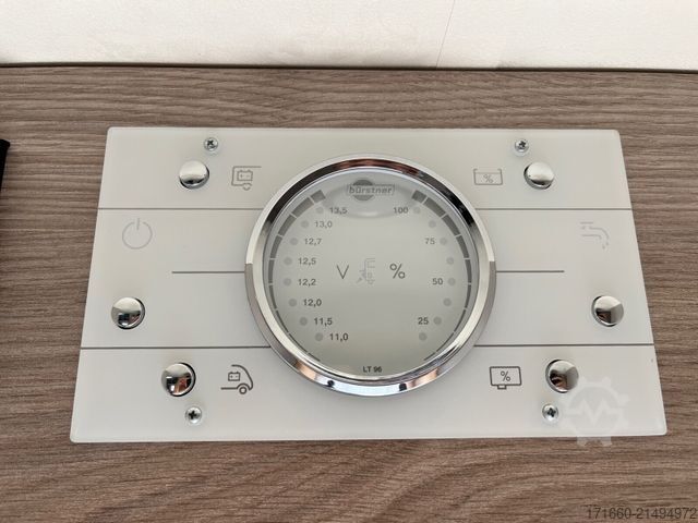 Poluintegrirani kamper BÜRSTNER Lineo T 700