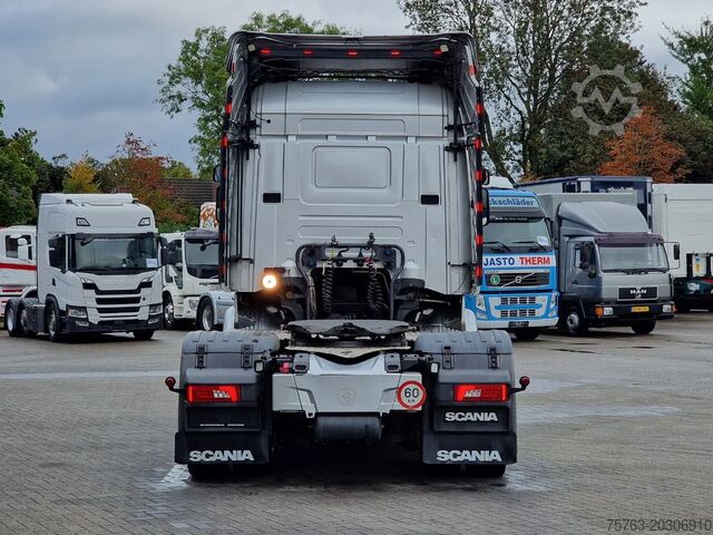 স্ট্যান্ডার্ড SZM Scania R450 LA4x2MNBHighline  Retarder/ PTO hydraulic