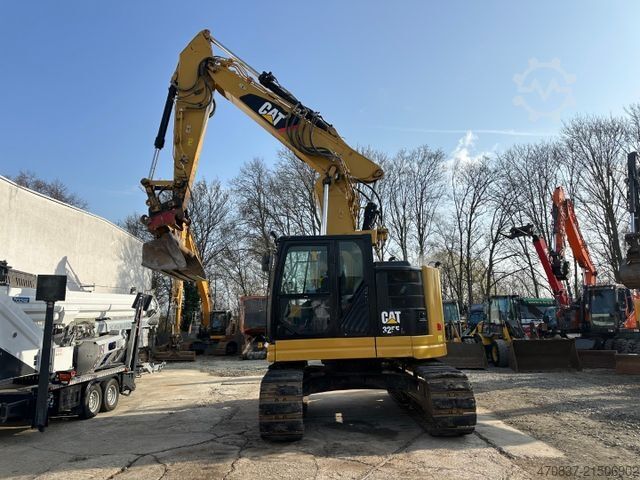 Excavatrice à chaînes CATERPILLAR 325 FL CR / Gummipads