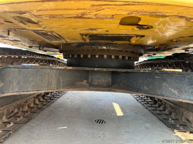 Excavatrice à chaînes CATERPILLAR 325 FL CR / Gummipads