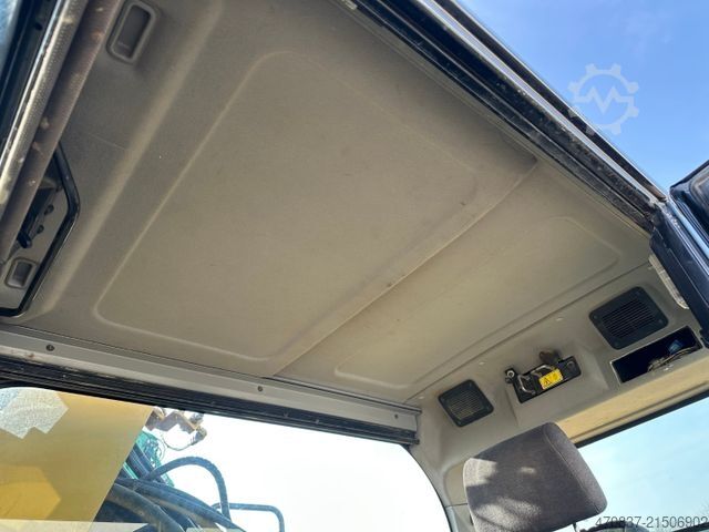 Excavatrice à chaînes CATERPILLAR 325 FL CR / Gummipads