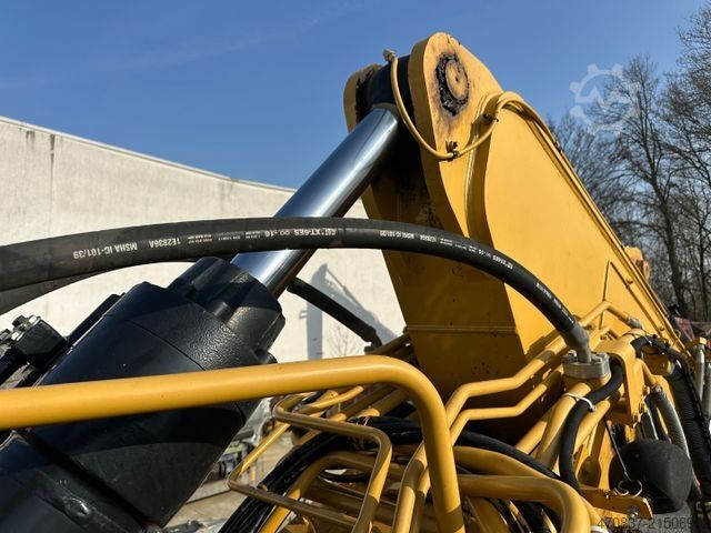 Excavatrice à chaînes CATERPILLAR 325 FL CR / Gummipads