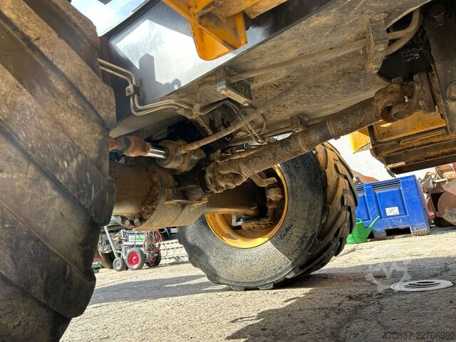 بیل مکانیکی چرخدار VOLVO EW 160 D