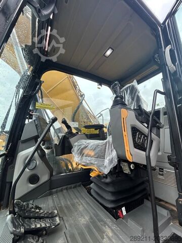 Raupenbagger CAT 320