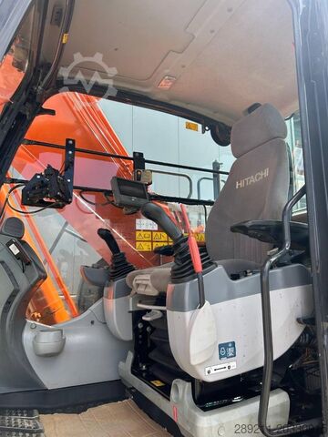 Εκσκαφέας ερπυστριοφόρος Hitachi ZX 250 LC-6 (GPS Prepared)