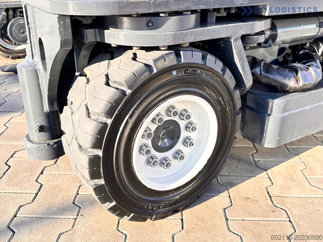 Περονοφόρο ανυψωτικό 4 κατευθύνσεων Combilift C4000 / TRIPLEX / 9300MM / GAS / TOP1