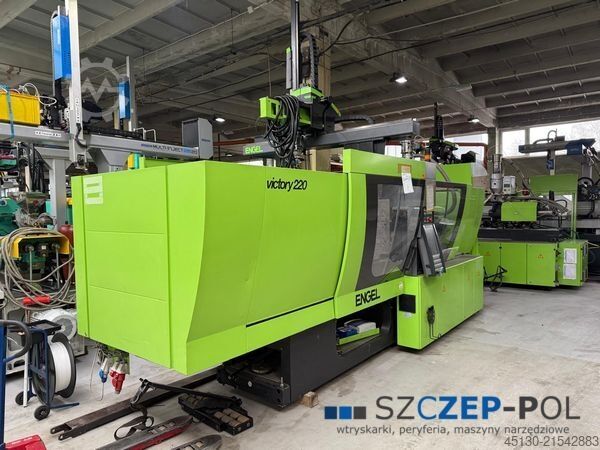 Stroj za brizganje Engel Victory 1050/220 Tech Ecodrive