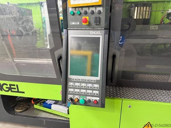 Stroj za brizganje Engel Victory 1050/220 Tech Ecodrive