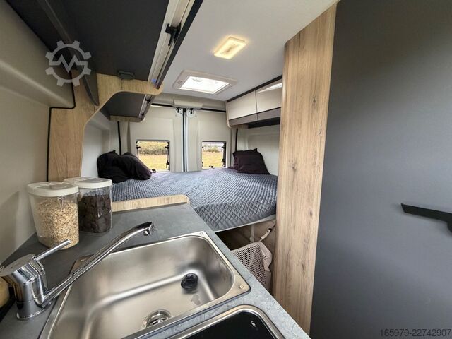 عربة تخييم MILLER Van 600 Next Edition
