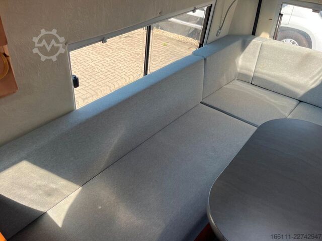 Campervan LA STRADA Avanti E - Hecksitzgruppe -  - Solar