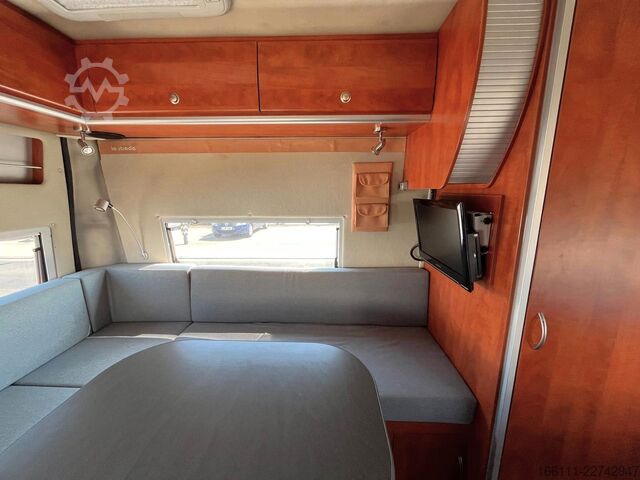 Campervan LA STRADA Avanti E - Hecksitzgruppe -  - Solar