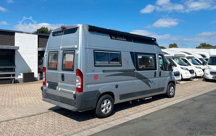 Campervan LA STRADA Avanti E - Hecksitzgruppe -  - Solar