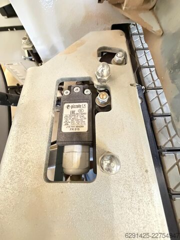 Rubna traka BIESSE AKRON 1330 A