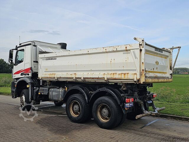 3-Seiten-Kipper MERCEDES-BENZ AROCS 3343 6x6