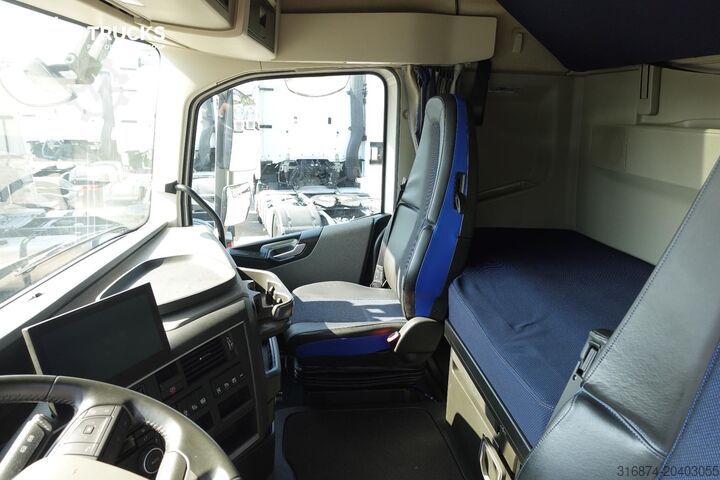 Standardna jedinica traktora VOLVO FH 460 Globetrotter XL i-Save