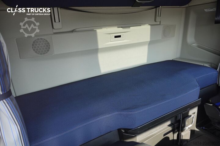 Unitate tractoare standard VOLVO FH 460 Globetrotter XL i-Save