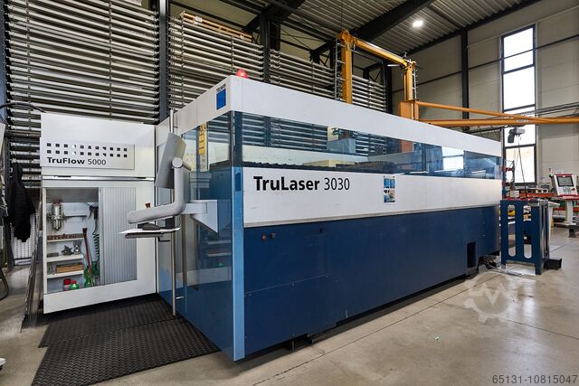 Máquina de corte a laser CO2 TRUMPF TruLaser 3030