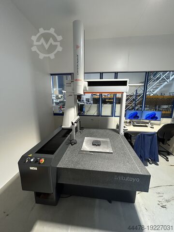 Máquina de medição de coordenadas Mitutoyo CNC KMG CRYSTA-Apex V9108