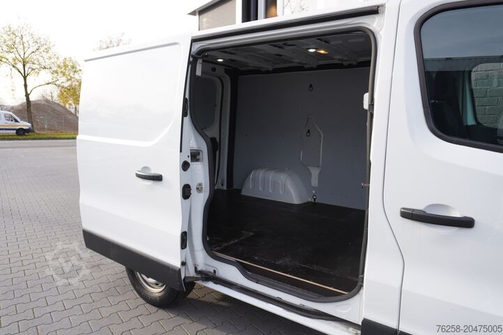 Furgoneta con caja Renault Trafic 2.0 dCi 145PK Automaat EURO 6 - Airco - ...