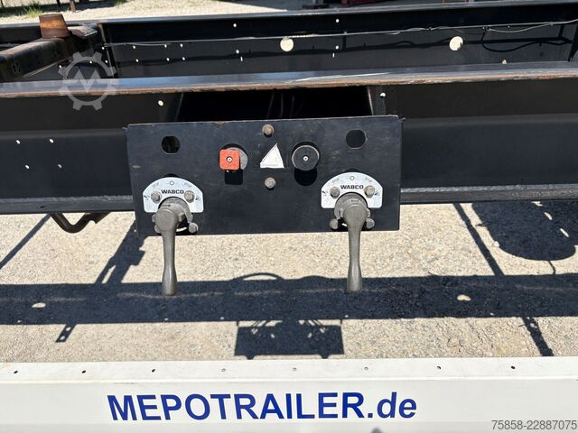 Trailer sasis tukar Krone Maxi BDF Lafette mit Breitreifen 445er