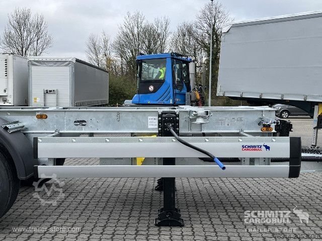 Swap chassis trailer Schmitz Cargobull Zentralachsanhänger Wechselfahrgestell Standard