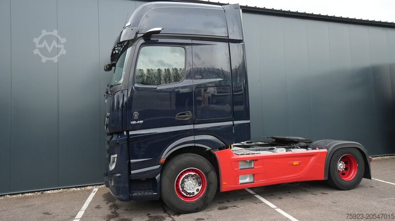 Standart-SZM Mercedes-Benz ACTROS 1945 GIGASPACE 649.700KM