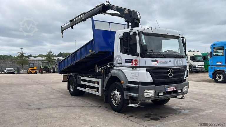 Samovoz z žerjavom Mercedes-Benz Axor 1828 (BELGIAN TRUCK / HIAB 122 E / MANUAL ...