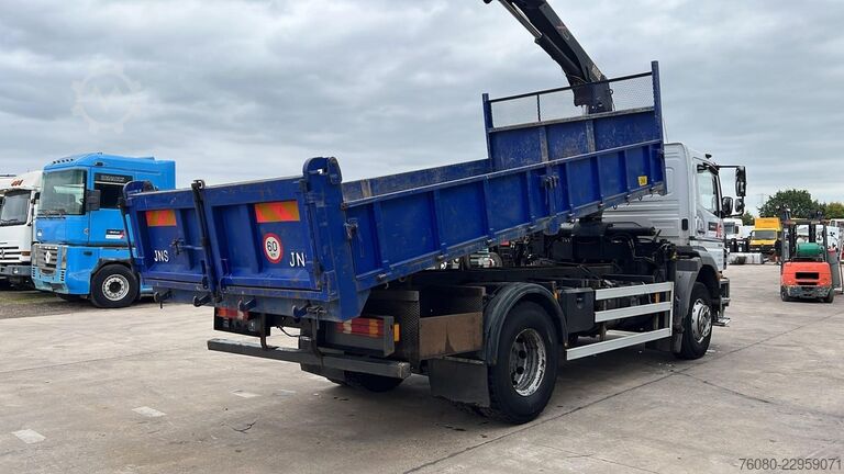 Samovoz z žerjavom Mercedes-Benz Axor 1828 (BELGIAN TRUCK / HIAB 122 E / MANUAL ...