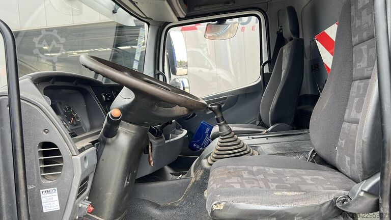 Samovoz z žerjavom Mercedes-Benz Axor 1828 (BELGIAN TRUCK / HIAB 122 E / MANUAL ...
