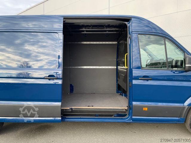 Kombi s visokim krovom VOLKSWAGEN Crafter Kasten 35 L4H3 NAVI PDC DAB KAMERA MFL