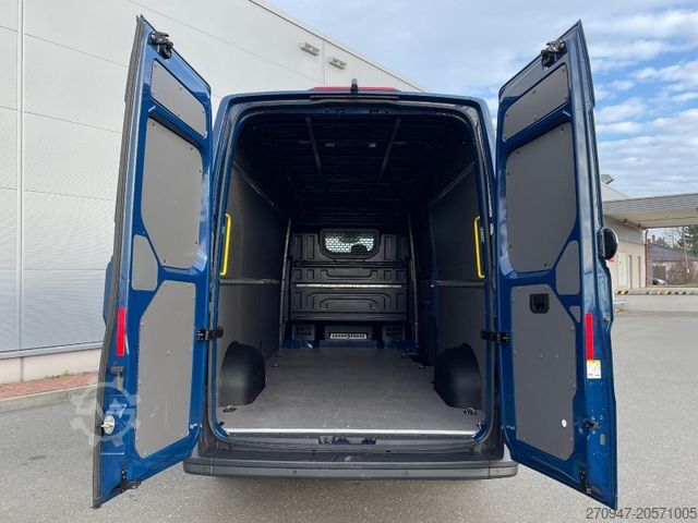 Kombi s visokim krovom VOLKSWAGEN Crafter Kasten 35 L4H3 NAVI PDC DAB KAMERA MFL