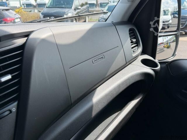 High-roof van Iveco Daily 35C21 HA8 *R4.100mm*AHK*Automatik*LED*