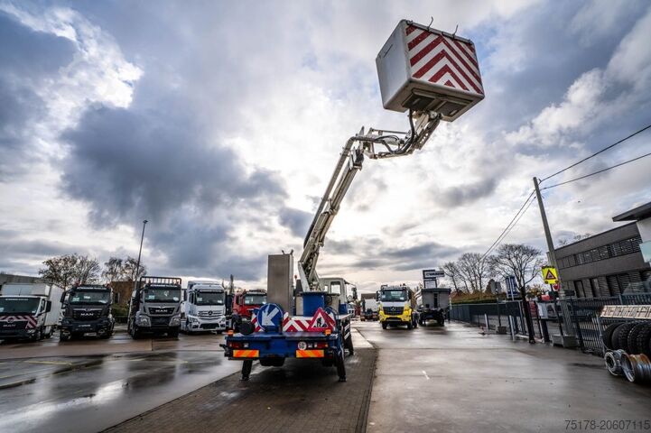 Pacelšanas platforma IVECO 130E18 + COMET 165 TA