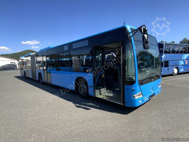連節バス Mercedes-Benz Conecto G