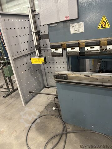 Särmäyspuristin DURMA E 1240