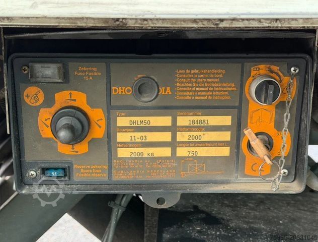 Camião de caixa fechada DAF CF 65.250 EURO 3 MANUAL GEARBOX LAMBOO ISOLATED